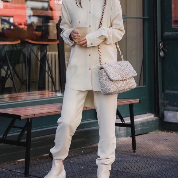 Chanel 19 Flap Bag - Picture 3 of 3